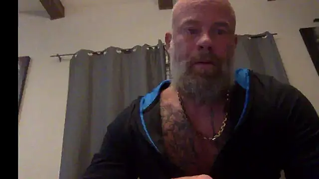 Muscledick40 online show from 14, 10, 2025