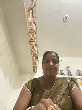 Snapshot of Sapnahot34 chatting on 6, 11, 2025 Sapnahot34 online show from 6, 11, 2025