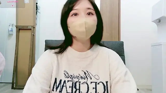 Snapshot of rui_pi chatting on 5, 11, 2025 rui pi online show from 5, 11, 2025