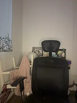 sukulaurens online show from 23, 7, 2026