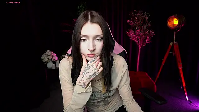 Trix Void online show from 21, 2, 2026