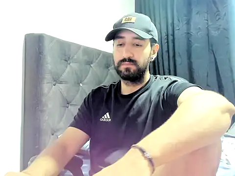 Snapshot of coolfriki chatting on 21, 10, 2025 coolfriki online show from 21, 10, 2025