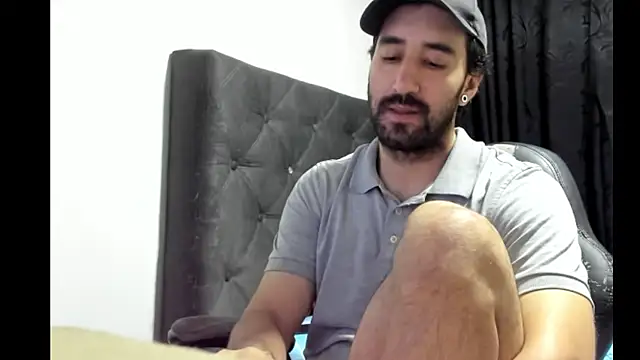 Snapshot of coolfriki chatting on 10, 11, 2025 coolfriki online show from 10, 11, 2025