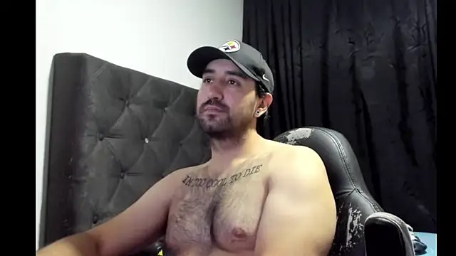 Snapshot of coolfriki chatting on 22, 11, 2025 coolfriki online show from 22, 11, 2025