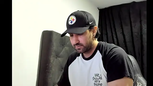 Snapshot of coolfriki chatting on 8, 1, 2026 coolfriki online show from 8, 1, 2026