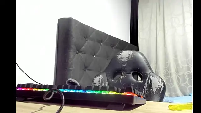 Snapshot of coolfriki chatting on 7, 3, 2026 coolfriki online show from 7, 3, 2026