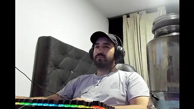 Snapshot of coolfriki chatting on 21, 3, 2026 coolfriki online show from 21, 3, 2026