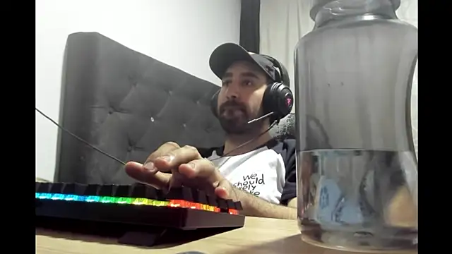 coolfriki online show from 3, 5, 2026