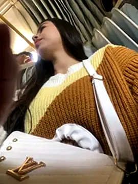 Iam Valentinaaa online show from 15, 10, 2025