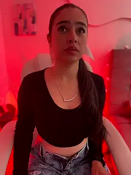 Iam Valentinaaa online show from 20, 10, 2025