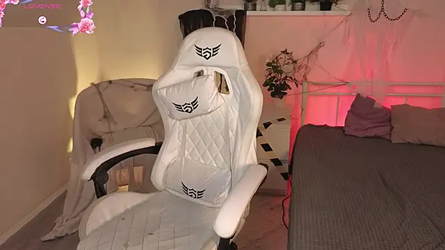 ocean pleasure online show from 23, 10, 2025