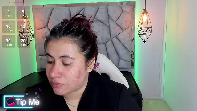 Addyy 02 online show from 26, 6, 2026