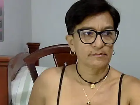 LunaLUVX online show from 22, 10, 2025