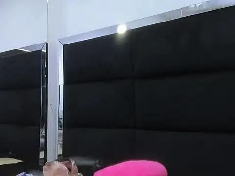 DennisJhons online show from 11, 3, 2026