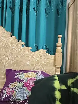 Beauty Queen Soniya online show from 14, 6, 2026