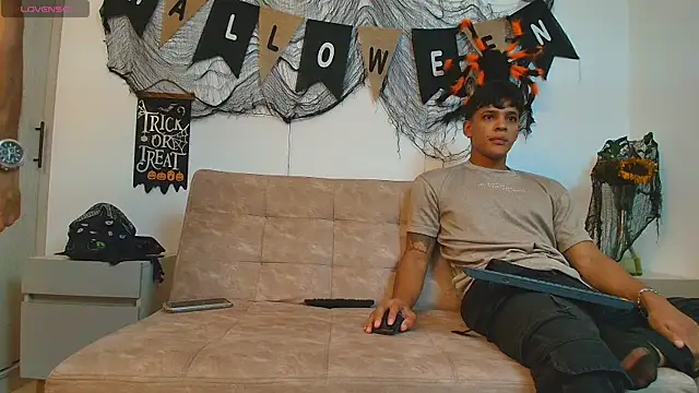 thomas elg online show from 23, 10, 2025