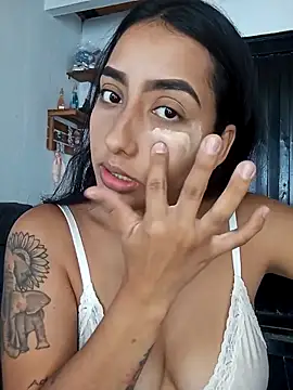 Snapshot of Queen_sofya chatting on 22, 10, 2025 Queen sofya online show from 22, 10, 2025