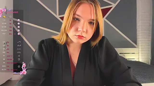 RebeccaEglitis online show from 16, 12, 2025