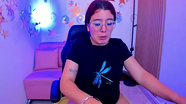 Snapshot of allison_mc chatting on 25, 6, 2026 allison mc online show from 25, 6, 2026