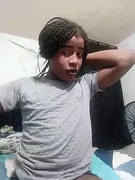 Snapshot of Nelsareth chatting on 11, 11, 2025 Nelsareth online show from 11, 11, 2025