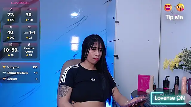 -HelloKitty  online show from 7, 10, 2025