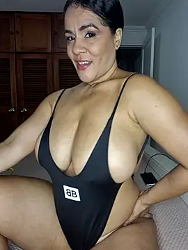 karla-bruni online show from 18, 2, 2026