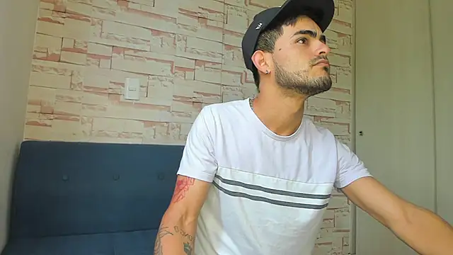 Snapshot of Master_King_Crazzy777 chatting on 12, 10, 2025 Master King Crazzy777 online show from 12, 10, 2025