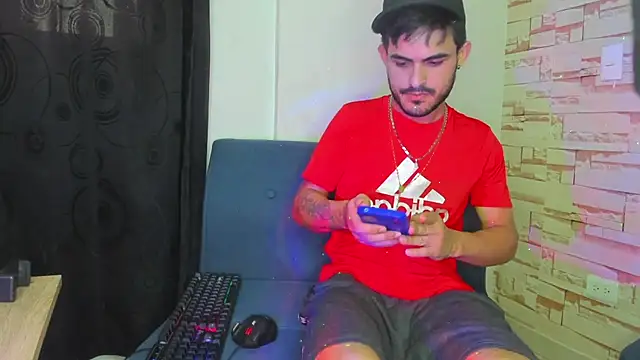 Snapshot of Master_King_Crazzy777 chatting on 20, 10, 2025 Master King Crazzy777 online show from 20, 10, 2025