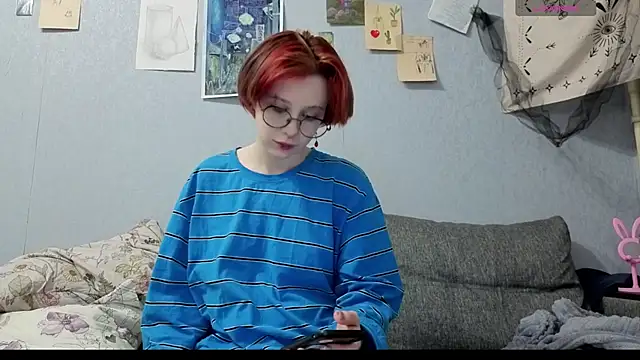RubiReynnn online show from 11, 10, 2025