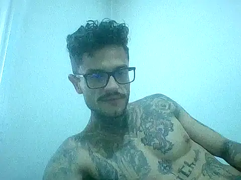 Snapshot of Testcam69 chatting on 4, 2, 2026 Testcam69 online show from 4, 2, 2026