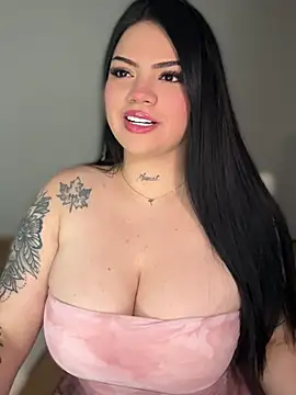 dulcemarianh  online show from 2, 5, 2026