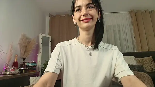 JacquelineHex online show from 5, 7, 2026