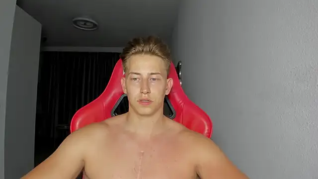 Snapshot of find0m_master chatting on 28, 10, 2025 find0m master online show from 28, 10, 2025