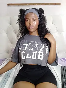 Pixelprincess28 online show from 17, 10, 2025