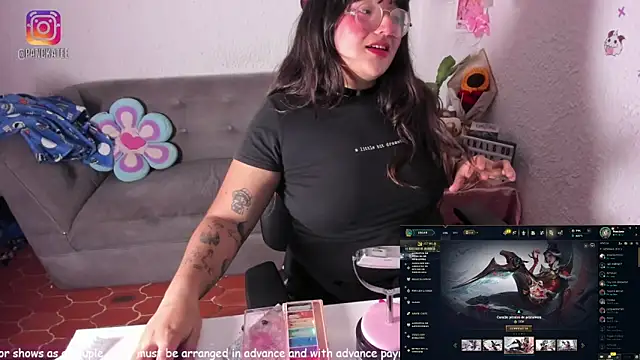 Emilycollei online show from 22, 2, 2026