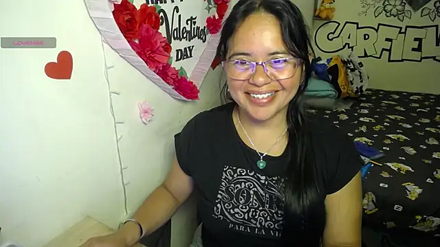 Miss  kendra  online show from 1, 8, 2026