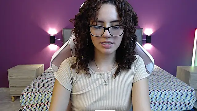 Snapshot of Dulcee_Gaby chatting on 20, 3, 2026 Dulcee Gaby online show from 20, 3, 2026