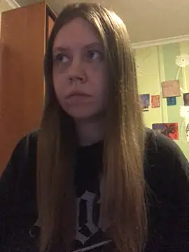 LunaVirelle online show from 17, 3, 2026