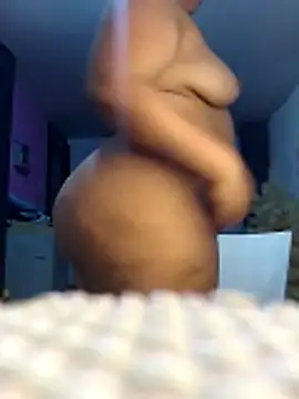 AprilBelmore online show from 28, 11, 2025