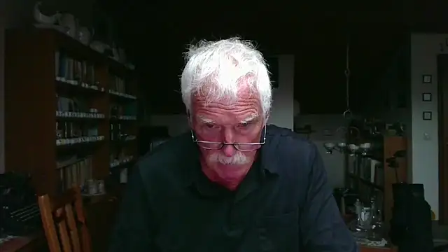 super-snoopy online show from 21, 9, 2025