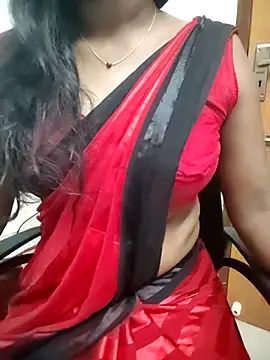 Tamilmallu-duskygirl03 online show from 30, 4, 2026