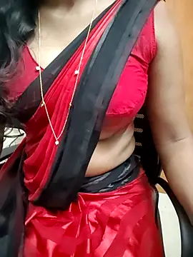 Tamilmallu-duskygirl03 online show from 17, 6, 2026