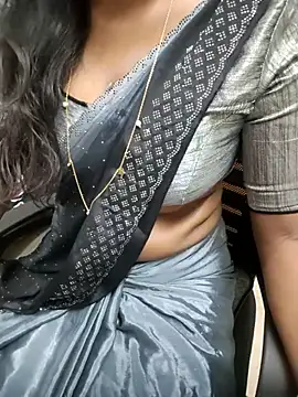 Tamilmallu-duskygirl03 online show from 26, 6, 2026