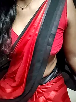 Tamilmallu-duskygirl03 online show from 16, 7, 2026