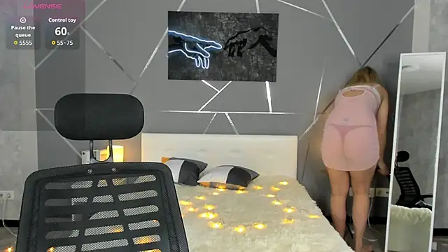 scent  of woman online show from 14, 1, 2026