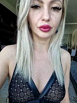 BritanyVegas online show from 11, 5, 2026