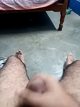 Snapshot of TrainedBend28 chatting on 18, 10, 2025 TrainedBend28 online show from 18, 10, 2025