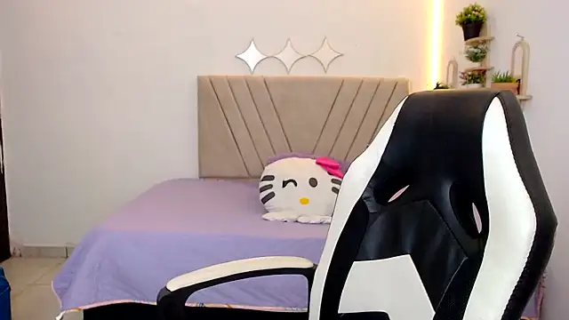 zara cute online show from 23, 6, 2026
