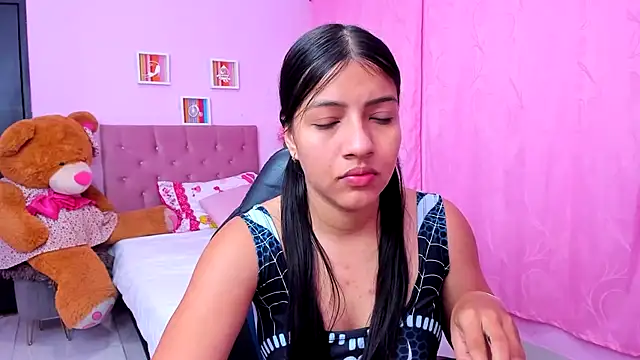 zara cute online show from 6, 8, 2026