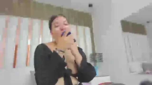 AmbarGills online show from 3, 12, 2025